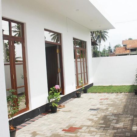 Ever Green Villa Негомбо Экстерьер фото